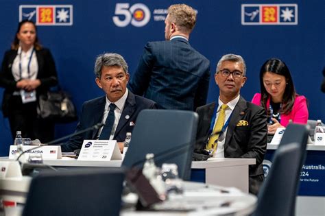 Sesi Pleno Pada Sidang Kemuncak Khas ASEAN Australia