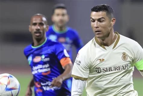 Cristiano Ronaldo Ghi Bàn đầu Tiên Giúp Al Nassr Trở Lại Ngôi đầu Bảng