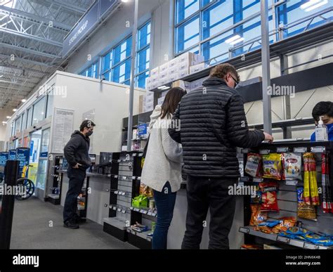 Best Buy Inside View