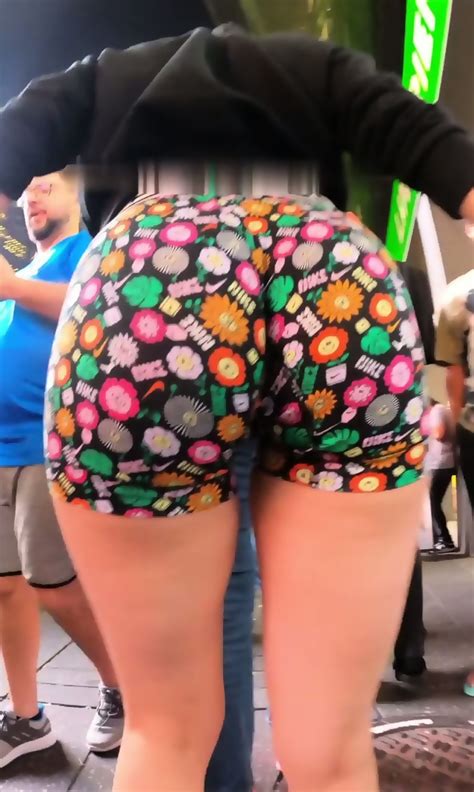 Candid Ass