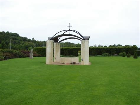 British Memorial Garden Caen - Caen - TracesOfWar.com