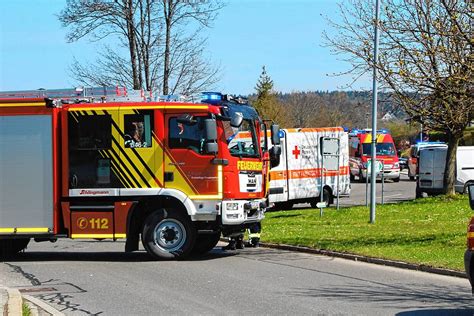 Blumberg Verkehrsunfall in Blumberg löst Großeinsatz der