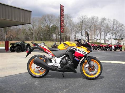 2013 Honda CBR 250 (REPSOL) for sale on 2040-motos