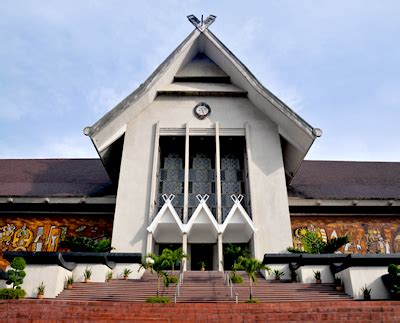 My Tour Guide Malaysia: National Museum (Muzium Negara)