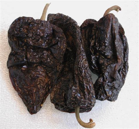 Ancho Chili Peppers - Ingredients Descriptions and Photos