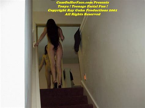 Tonya Teenage Facial Fun Porn Pic