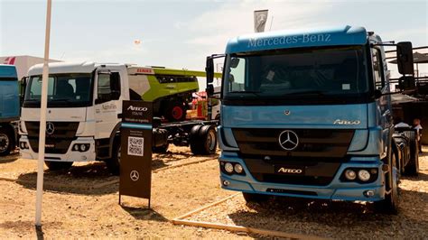 Mercedes Benz Camiones y Buses presentó sus novedades en Expoagro