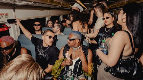 Beyonce Fans’ Sequins and Style in Penn Station - The New York Times