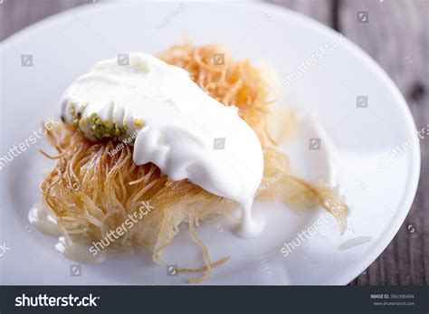 5,155 Azerbaijan dessert Images, Stock Photos & Vectors | Shutterstock