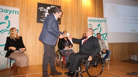 Fern Ndez Sanz Reconocido Con La Silla De Oro Aspaym Cuenca A La