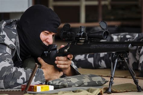 Fotos Sniper Paranaense Conhe A Os Atiradores De Elite Do Sul Do