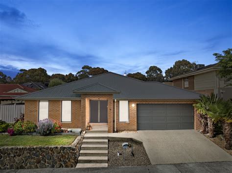 woolshed avenue mernda vic  domain