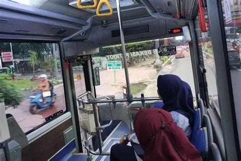 Foto Biskita Mulai Beroperasi Warga Bekasi Masih Bingung Rute