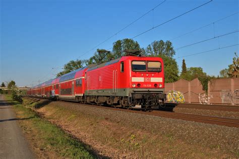 114 012 Zieht Einen RE50 Gen Frankfurt Hbf Und Wurde Hier Beim