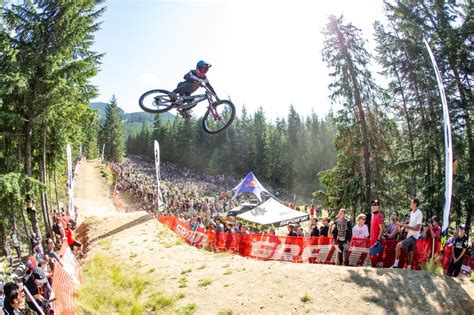 Whistler Bike Park Is Opening In 10 Days Canadian Cycling Magazine