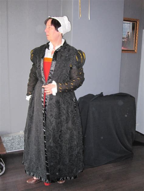 Another Fitted Tudor Gown With Puffed Sleeves And Loose Slashed Sleeves