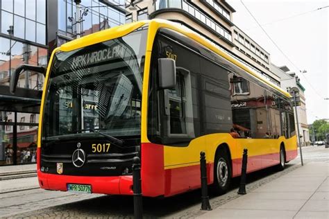 Wroc Aw Uruchomi Now Lini Autobusow Z Elektrobusami Od Mercedesa