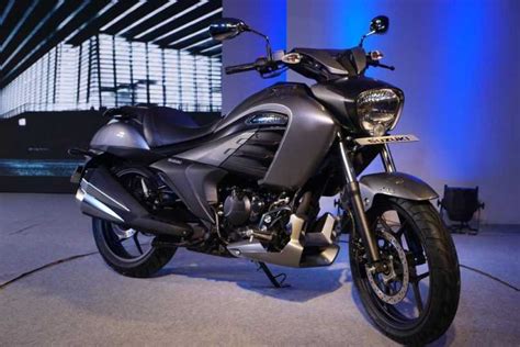 Japanese Two Wheeler Manufacturer Suzuki Launched Cruiser Motorcycle