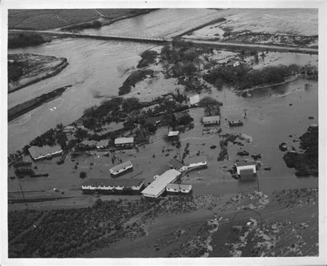 Photos Of Past Tsunamis That Hit Oahu Sought