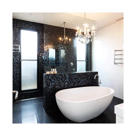 Черная плитка в интерьере ванной 91 фото