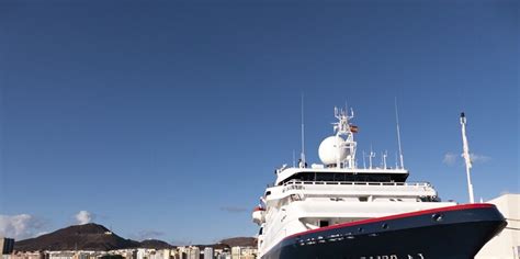 Qué día sale el barco de Cádiz a Canarias