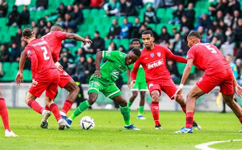 Coupe de France Saint Etienne éliminé par Nîmes plonge plus profond