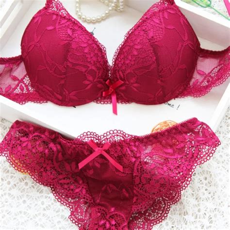 2017 Women Lady Cute Sexy Underwear Satin Lace Embroidery Bra Sets With Panties In Bra And Brief