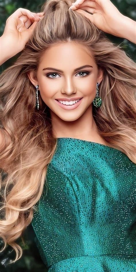 Blonde Beauty Pageant Photography Half Shaved Hair Beautiful Teeth