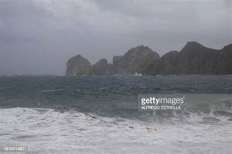 441 Cabo San Lucas Hurricane Stock Photos, High-Res Pictures, and ...