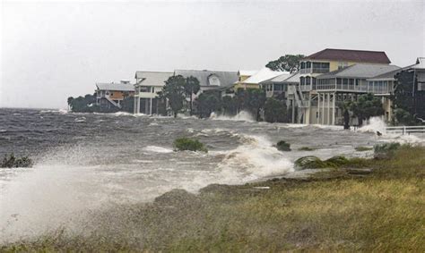 Hurricane Michael Damage Photos From Panama City Mexico Beach Florida Cbs News