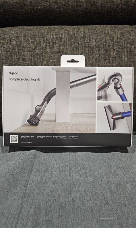 Dyson Vacuum Attachments Kit, TV & Home Appliances, Vacuum Cleaner ...