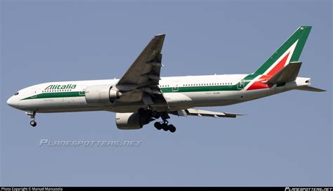 EI ISD Alitalia Boeing 777 243 ER Photo By Manuel Mancasola ID