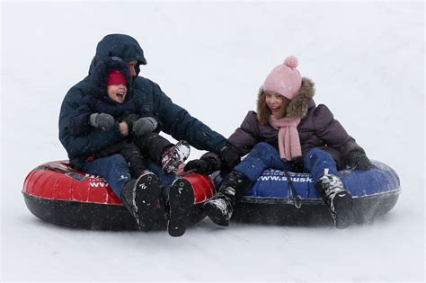 6 Places To Go Snow Tubing Sledding Around Washington This Winter