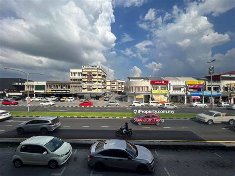 Sekama 3 Storey Shop Facing Main Road Sekama 3 Storey Shop Facing Main