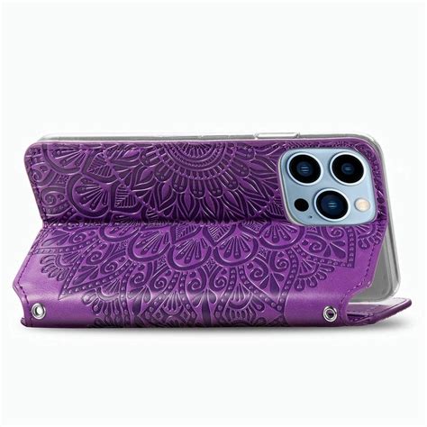 iPhone 13 Pro Max Bloom Magnetic Case Purple - BnkCase.com