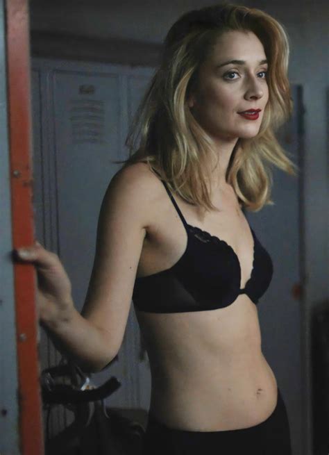 8 Hot New Caitlin Fitzgerald Bikini Pics