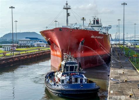 パナマ運河水不足で通航制限1年延長も 写真4枚 国際ニュースAFPBB News