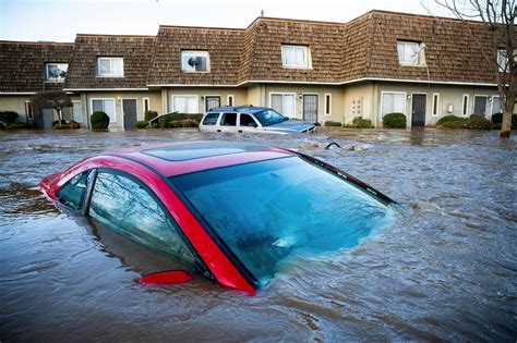 California storms: Residents scramble to clean up before more rain ...