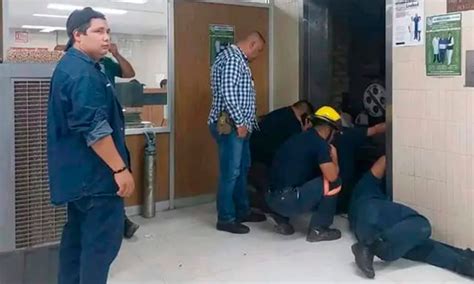 Personas Quedan Atrapadas En Elevador Del Imss En Coahuila Noticias