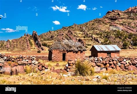 Traditional Adobe House In Peru Stock Photo Alamy