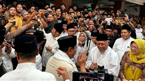 Momen Menhan Prabowo Mengunjungi Pondok Pesantren Tebuireng Asuhan Kh