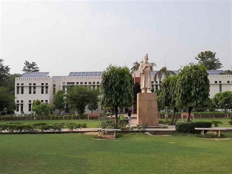 Jamia Millia Islamia University Jmi New Delhi Faculty Details 2024