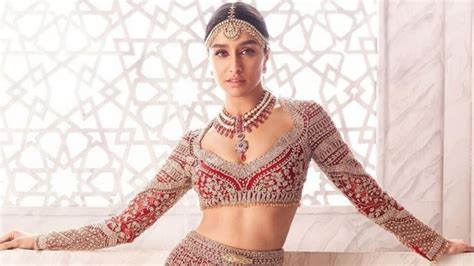 Shradhha Kapoor Is A Modern Bride In Falguni Shane Peacock S Dreamy Couture Red Lehenga