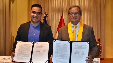 Alcaldía de Santa Tecla firma hermanamiento con Miraflores Perú