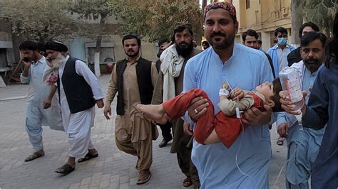 Pakistan Earthquake Kills 20 In Balochistan Province Bbc News