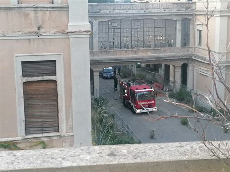 Messina Incendio All Ex Ospedale Margherita