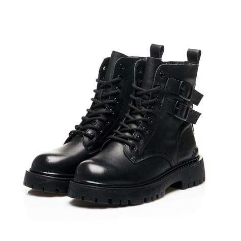 Официальный сайт бренда обувных магазинов «Легкий шаг» – купить обувь в ...