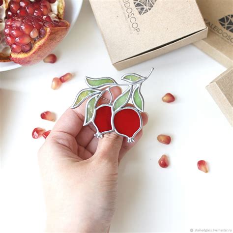 Брошь "Гранат". Витраж. Украшение из стекла – заказать на Ярмарке ...