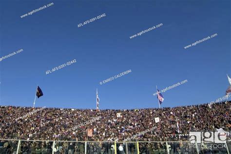 Large crowd at stadium, Stock Photo, Picture And Rights Managed Image ...