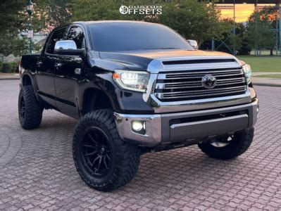 Toyota Tundra With X Fuel Rebel And R Toyo